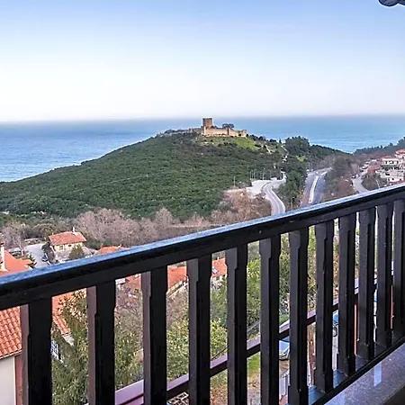Inn Castello Neos Panteleimonas