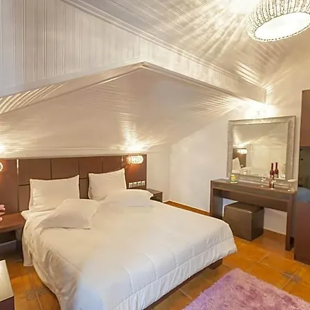 Estalagem Castello 3*