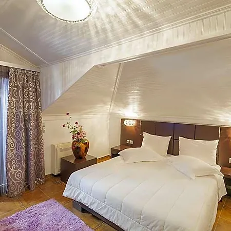 Castello Мини-отель 3*