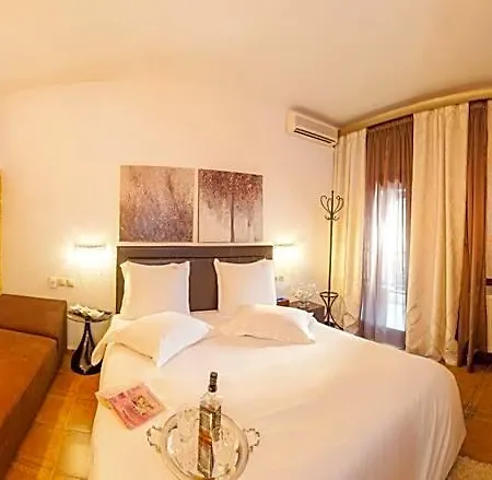 Мини-отель Castello 3*