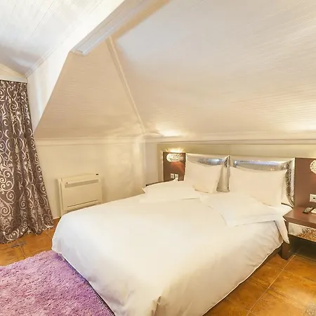 Zajazd Castello 3*