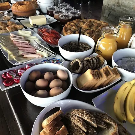 卡斯泰罗小屋酒店 内奥斯潘特雷蒙纳斯