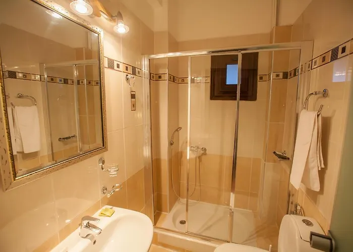 Värdshus Castello Neos Panteleimonas