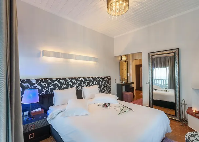 Mini-hôtel Castello Neos Panteleimonas