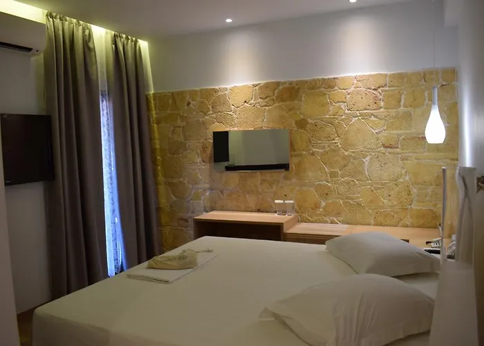 Castello Neos Panteleimonas